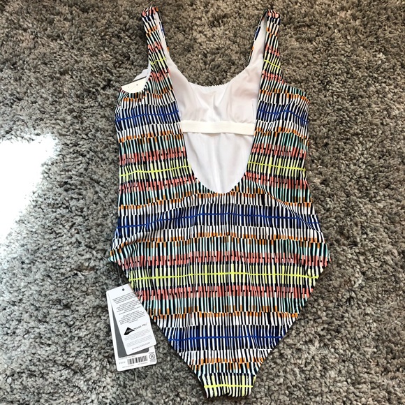 ATHLETA MULTICOLOR SCOOP ONE PIECE - Picture 2 of 5